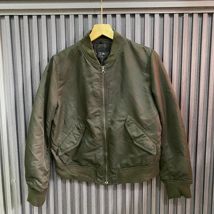 Preloved jaket pria UNIQLO , jaket cowok