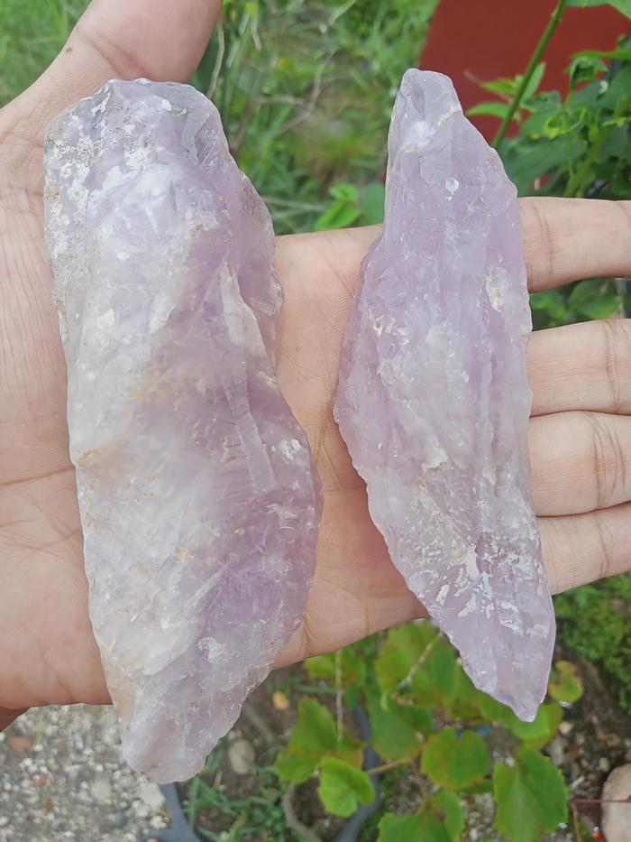2 pcs Batu Kecubung Ungu / Bungur / Anggur / Amethyst ( Rough / Bahan Batu Permata Natural - bukan b
