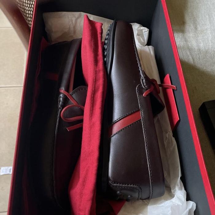 Sepatu loafers pria tods ferrari leather original with box 40