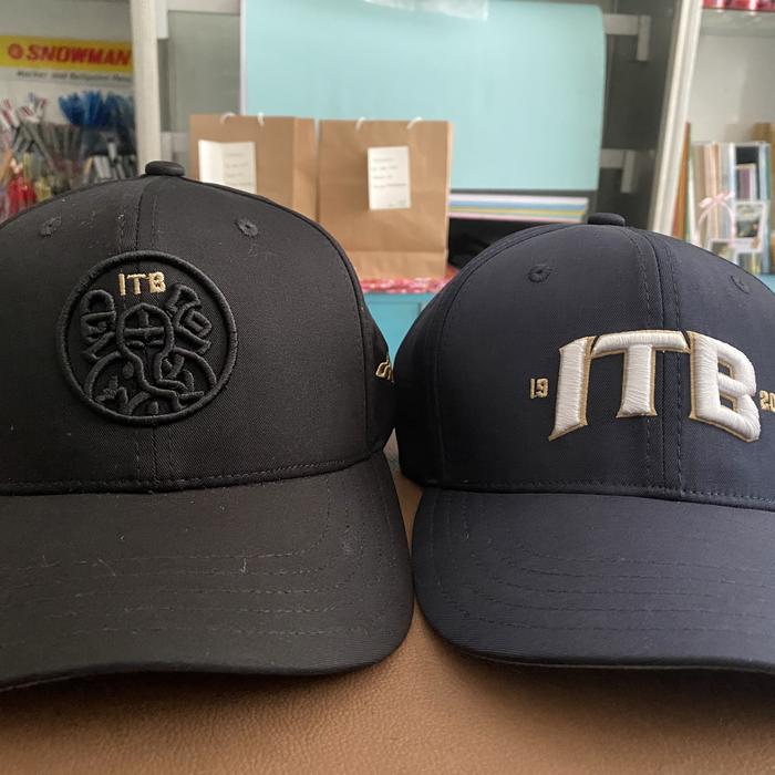 TOPI BASEBALL UNISEX LOGO ITB & GJAH GANESHA