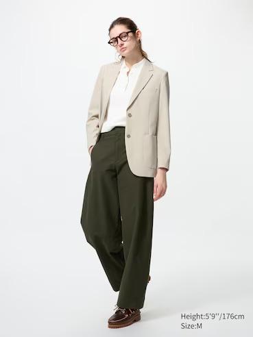 jacket jas Uniqlo lembut warna putih krem ​​dengan satu bagian bawah soft Uniqlo creamy white one-bo