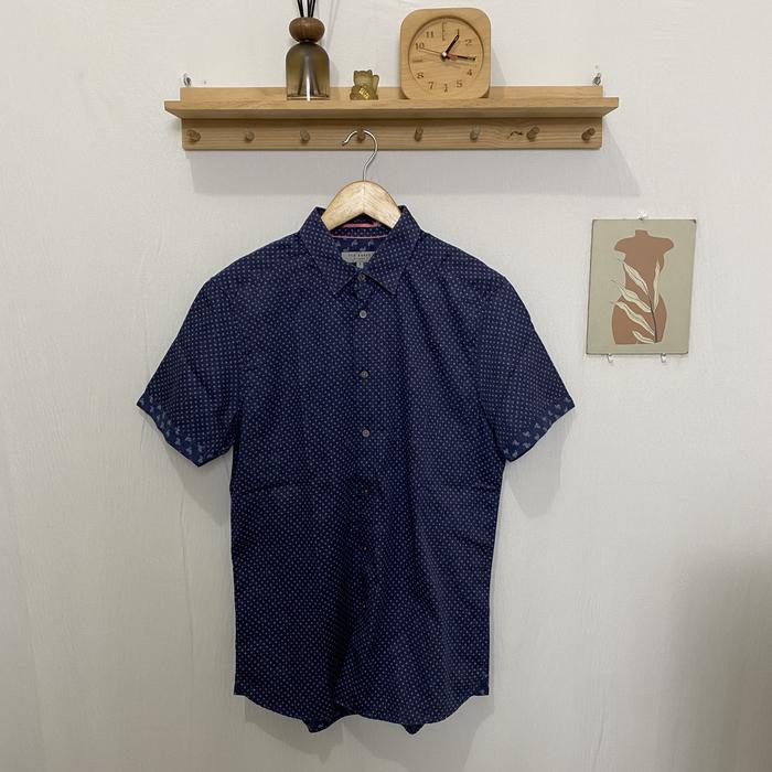 Kemeja panjang pria TED BAKER original size 3 kondisi bagus