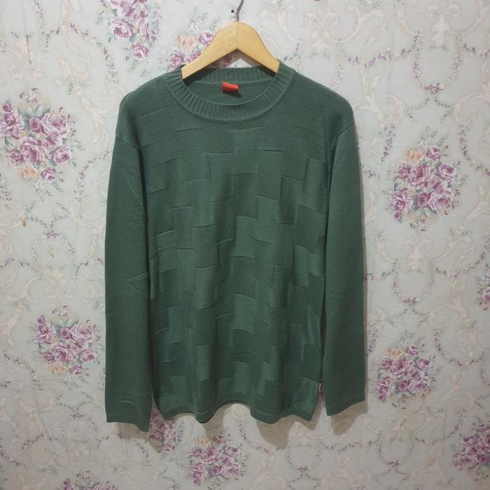 Mulus .authentic kaos .sweater hugo boss size M