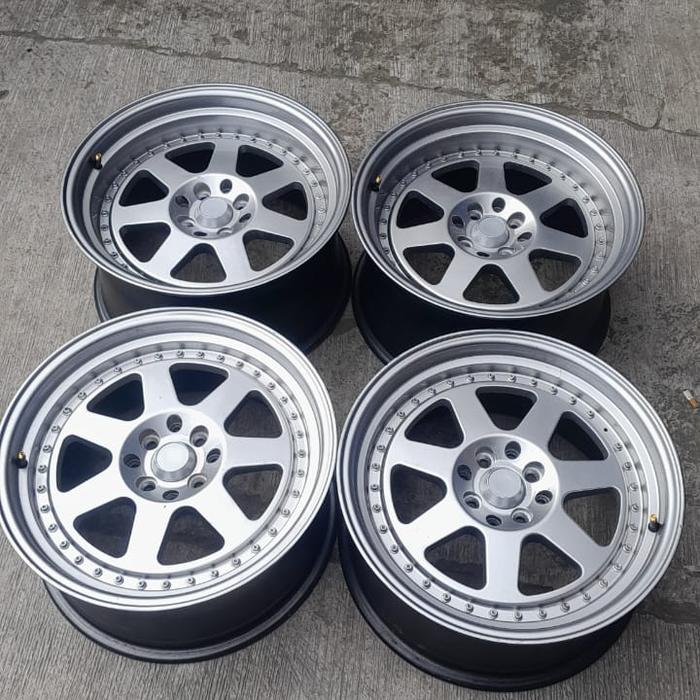 velg Mugen celong R17 copotan kijang lgx