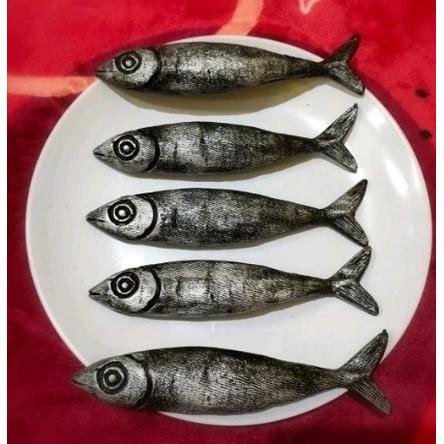 Replika makanan / dummy makanan / Replika Mainan (ikan pindang)1 pcs