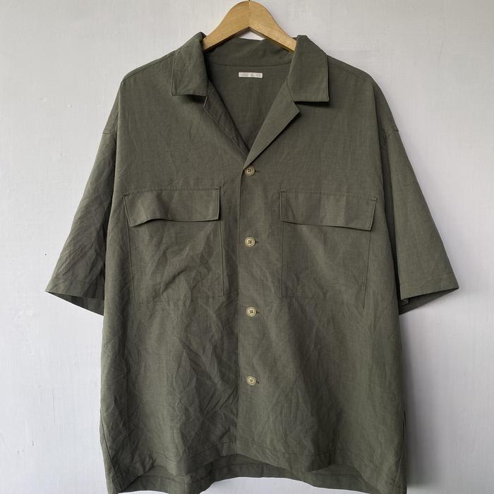 Kemeja Open Collar GU Oversized