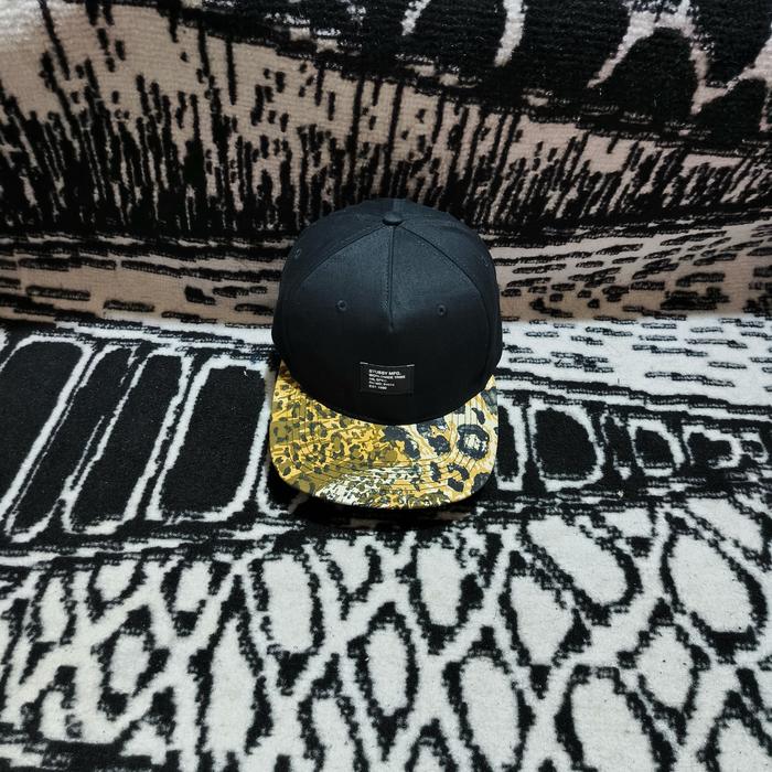 snapback stussy logo black original