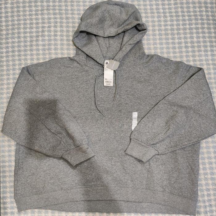 jaket Hoodie wanita GU by uniqlo size 3XL likenew (boxy fit)