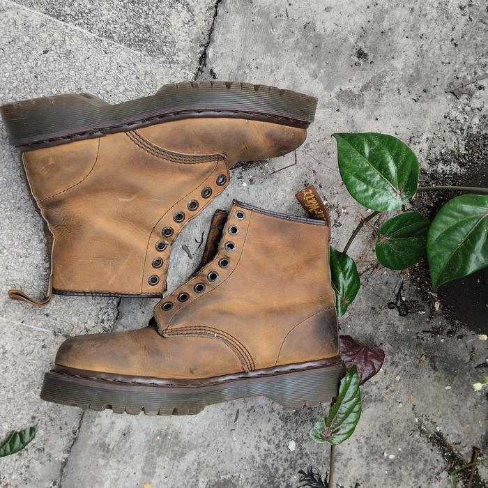 DR MARTENS NUBUCK BEX SOLE