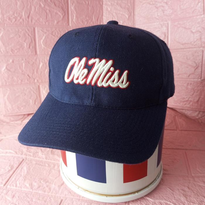 Topi Nike Vintage Ole Miss Hat Cap Nike Team Strapback Wool Script Embroidered Rebels Blue