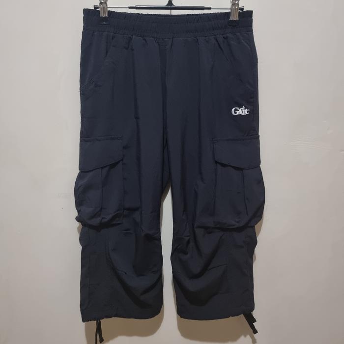 Celana Cargo 3/4 Hitam size S Second -270