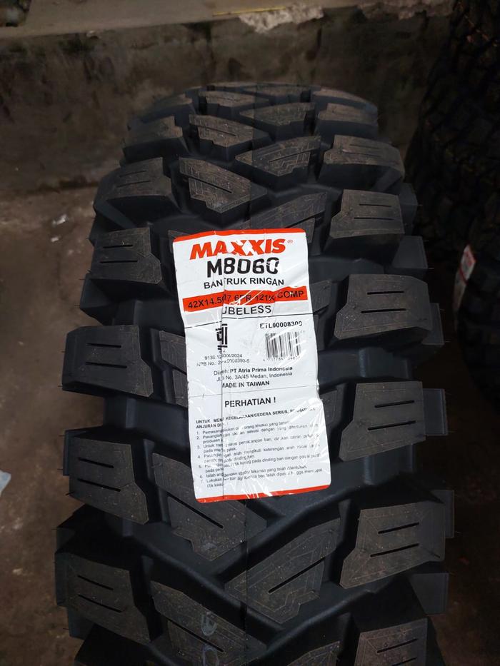 BAN MOBIL OFFROAD PREMIUM MAXXIS TREPADOR M8060 KEMBANGAN KASAR TUBELES UKURAN 17 42X14.50 R17 6PR L