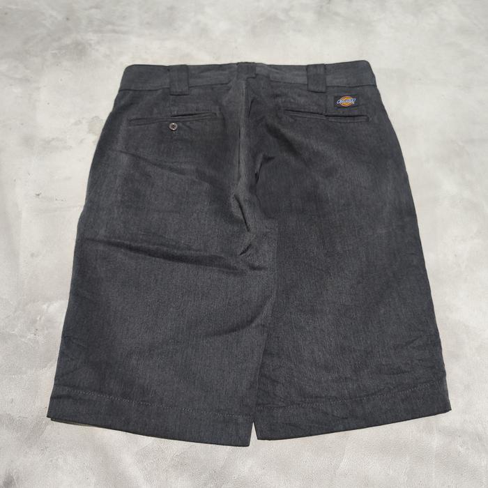 Celana pendek pria dickies abu bekas second branded abu bekas