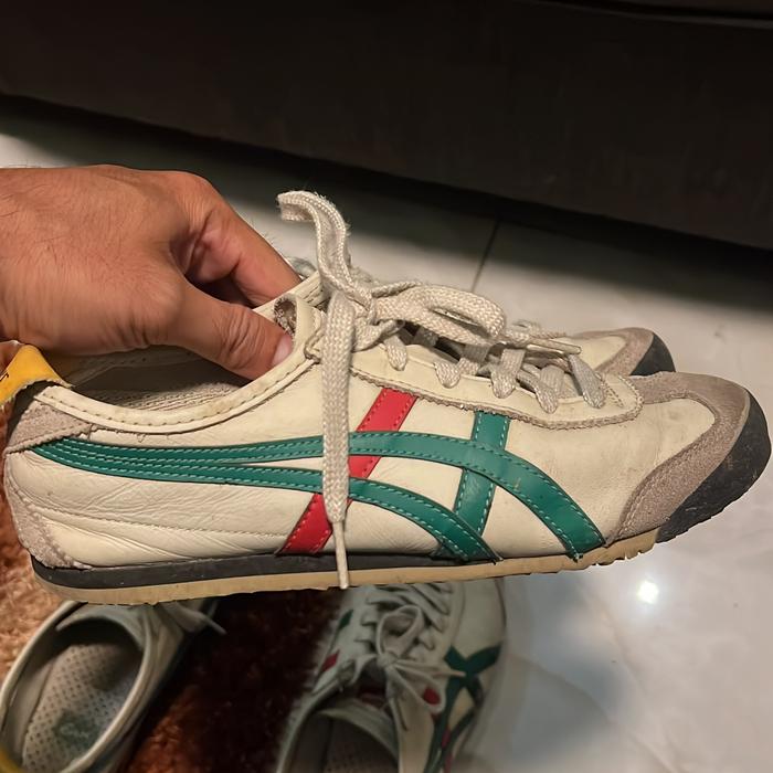 Sepatu Onitsuka Tiger Mexico 66 krem Cewek size 39 24,5cm bekas baik original