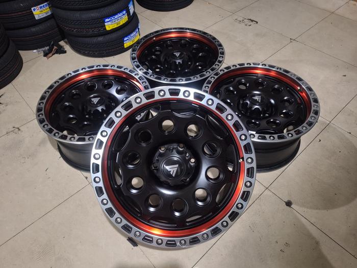 Velg Mobil Bekas Ring 20 Lubang 6 BALLISTIC R20X9 6X139,7 ET20