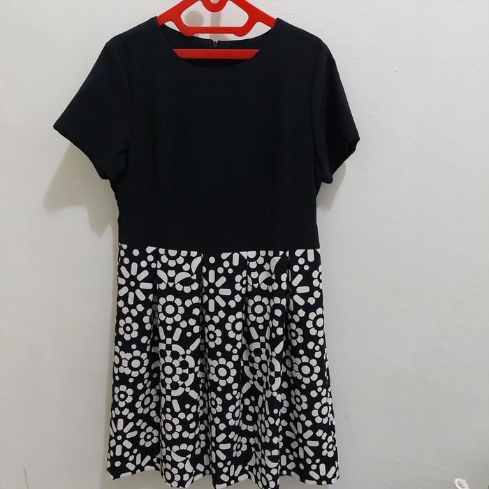 dress eprise uk.XXL - preloved 001