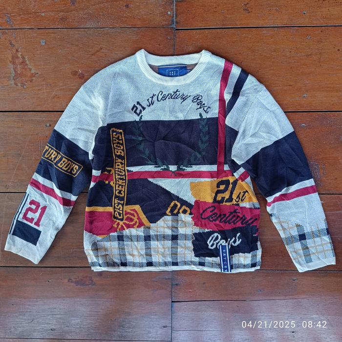 RMT CRW Romantic Crown Knitwear