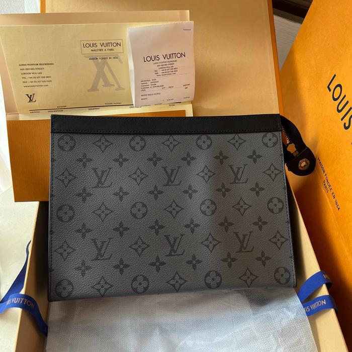 preloved rec 2021 Louis clutch voyage MM Authentic