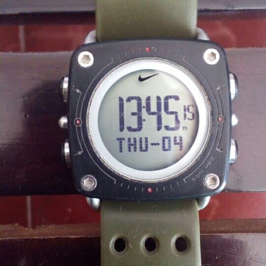 Jam Nike Mettle not Triax