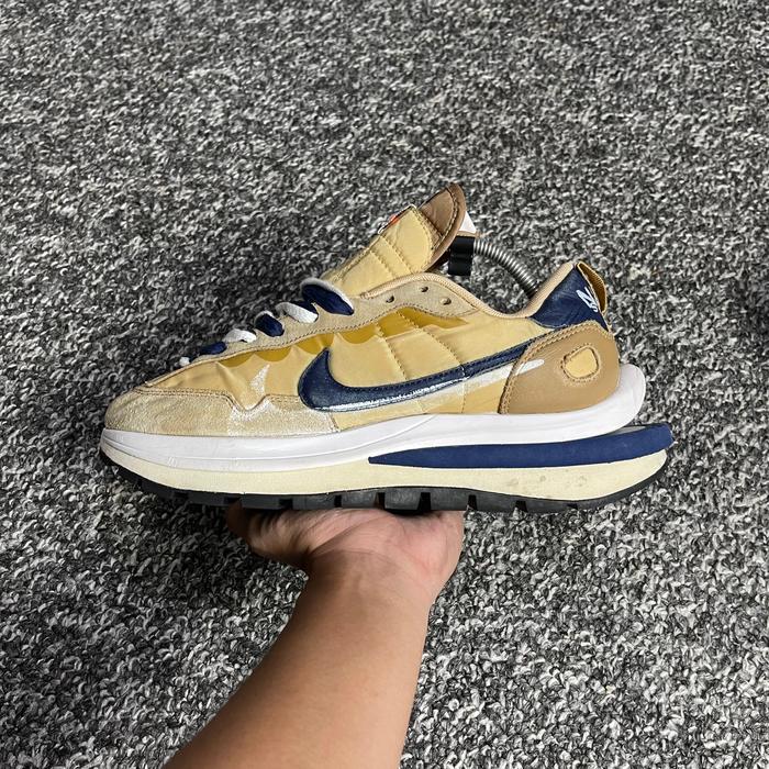 sepatu nike sacai vaporwaffle SZ 41 Second
