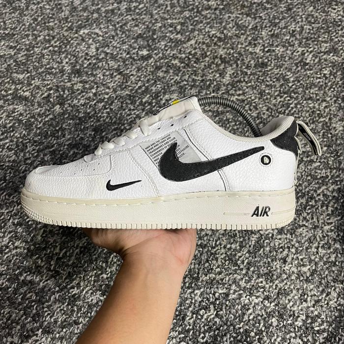 Sepatu Nike AF 1 LV8 UTILITY SZ 41 Second