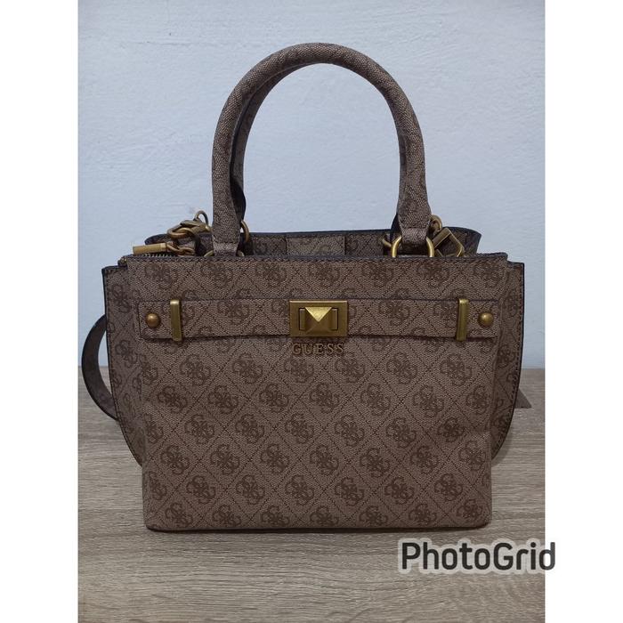 Tas wanita merek guess warna coklat