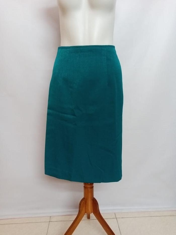 Rok pendek bawahan hijau tosca