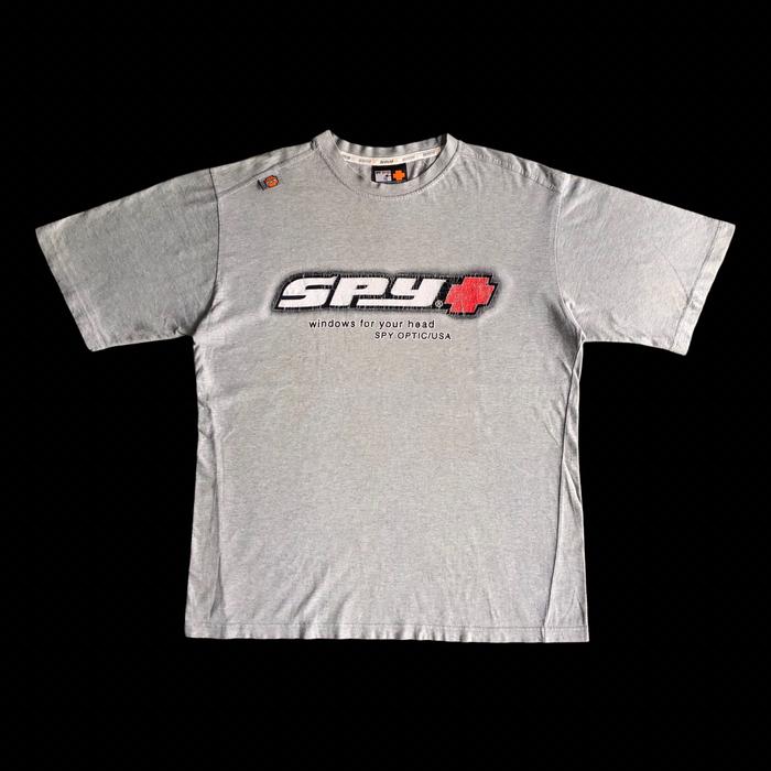 Vintage Kaos Skate Graphic SPY Y2K