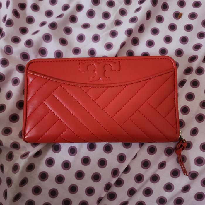 Tory burch Wallet authentic