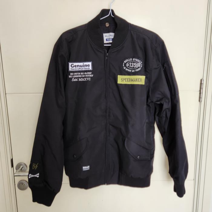 Jaket bulls syndicate (no hoodie)