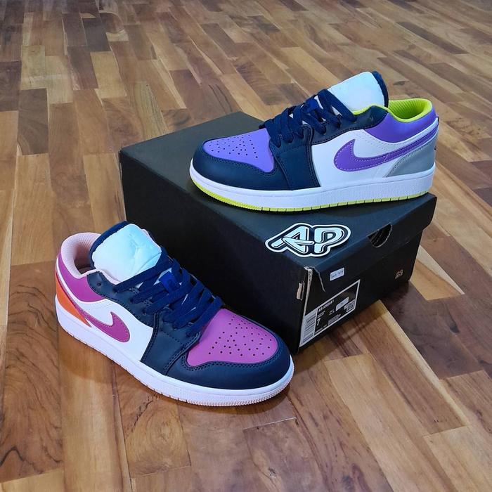 Aj 1 Low SE Mismatched Purple Magenta DJ4342-400