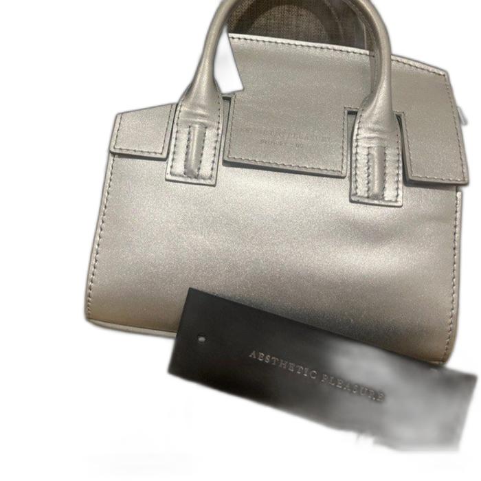 Aesthetic Pleasure Micro Isolation Bag