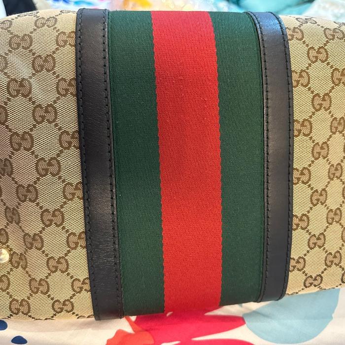 preloved Gucci boston classic