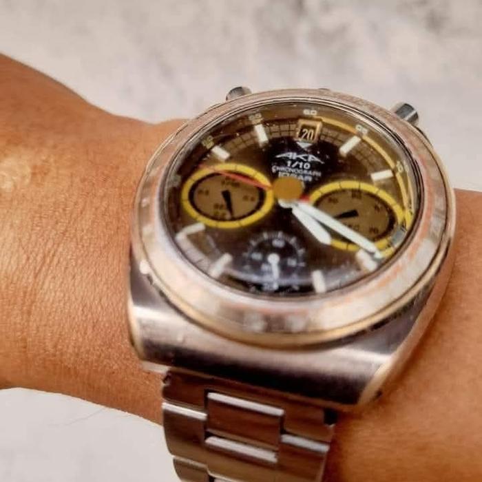 BULLHEAD BULL HEAD AKA ALBA not SEIKO CITIZEN Vintage Original