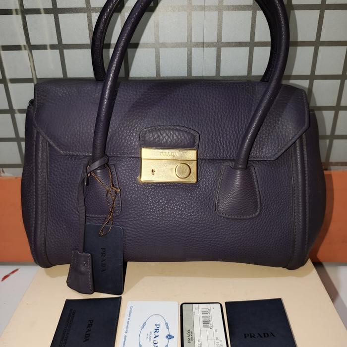 prada purple totebag luxury