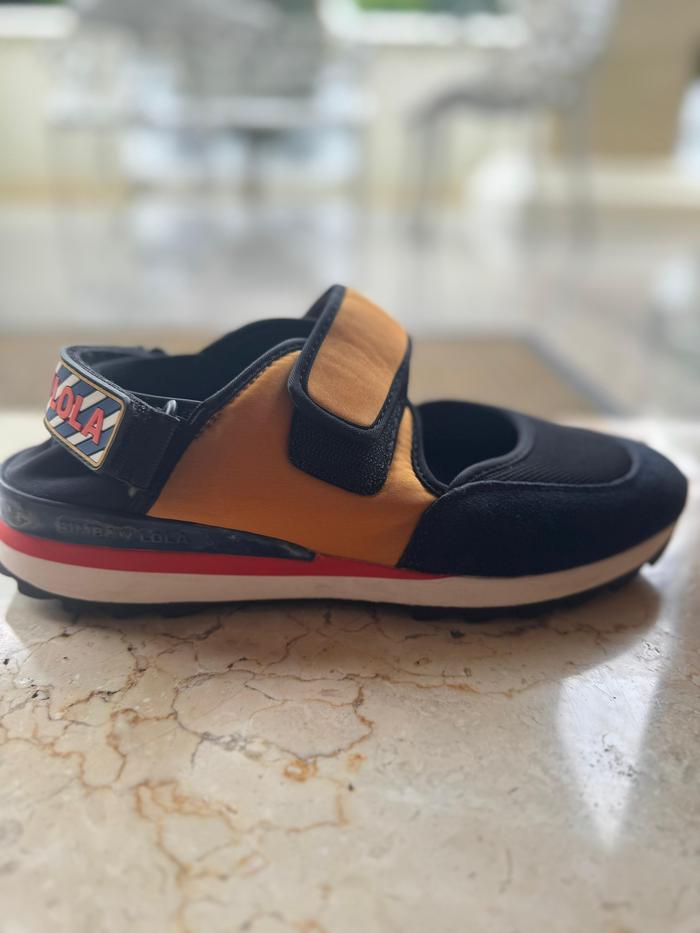 Bimba Ya Lola sepatu wanita