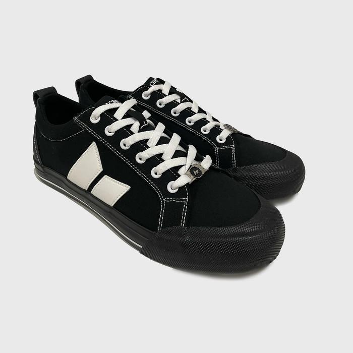 Macbeth Eliot x Eno NTRL - Black/White