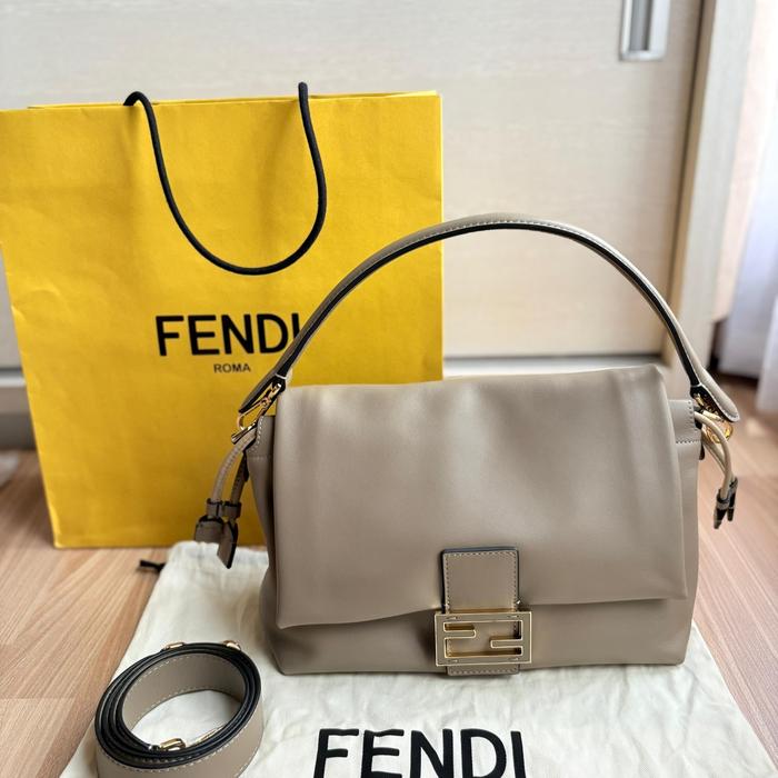Fendi mamma baguette medium preloved