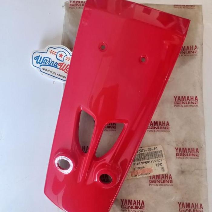 Panel dada dasi depan F1ZR FIZR vega lama merah cabe VRC | 4US-F3391-00-P1