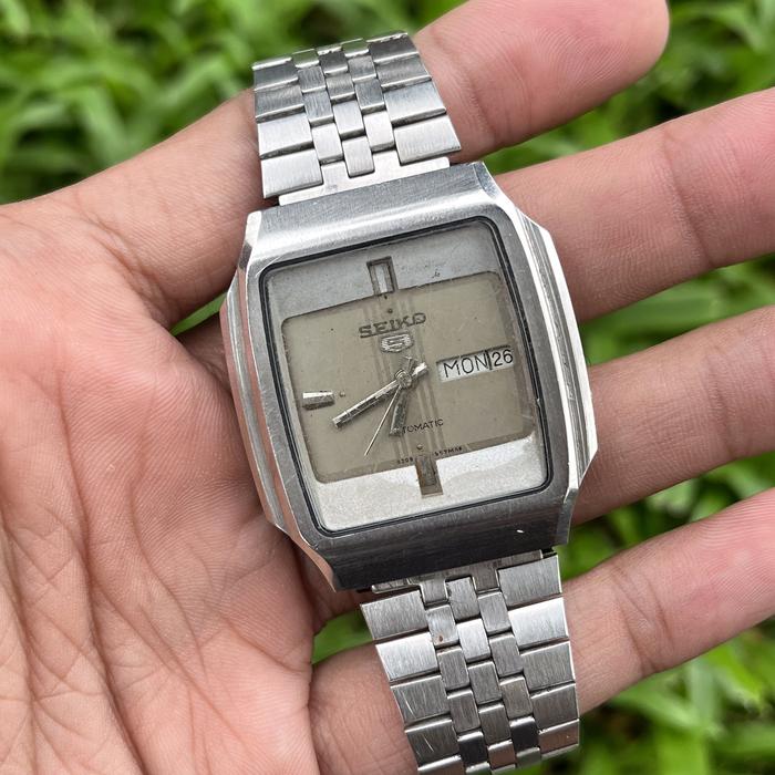 Jam tangan seiko 5 Tv tank kotak vintage Automatic Eta swiss japan original jadul kuno antik pria fa