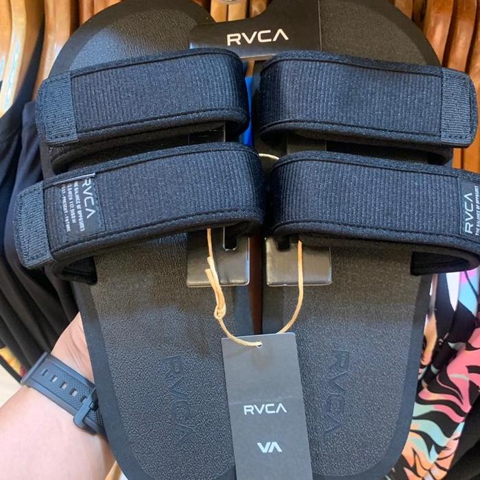 Sandal Pria Slide Rvca Original Peak Sandal Black New