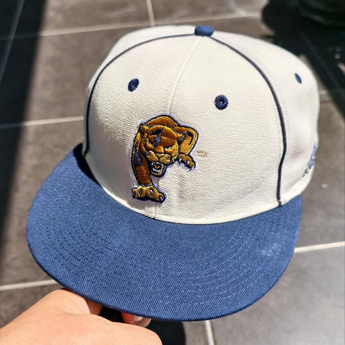 Size 7 7/8 Topi Fitted Adidas logo FIU Panthers 2nd Original Taiwan