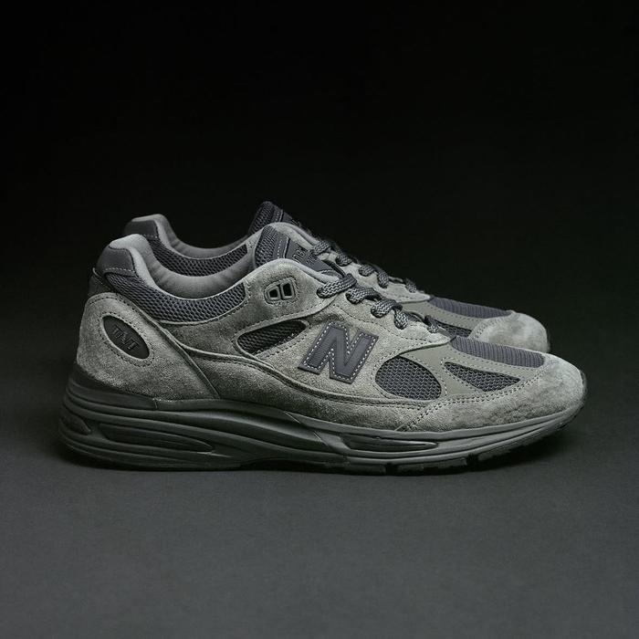 THISISNEVERTHAT x NB 991v2 Made in UK Grey