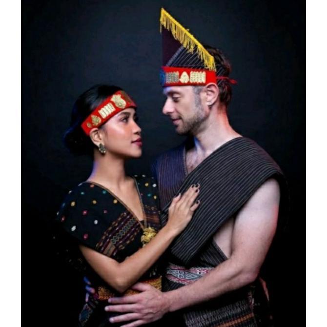 PROMO_ Pakaian Adat Batak Dewasa Ragihotang Sadum Merah Hitam Maroon Dari Kain Ulos Batak _toko tuku