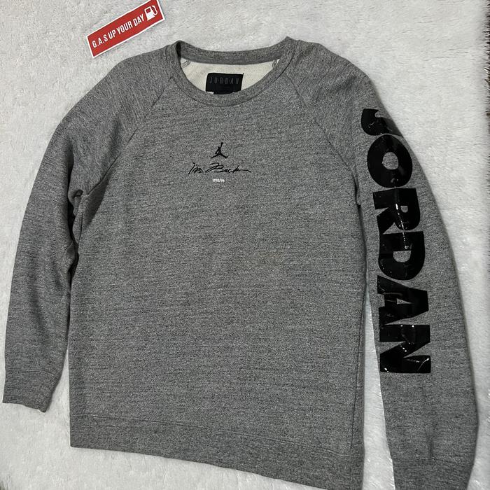 Jordan Nike Mens Air Retro 11 Fleece Crew Sweatshirt Carbon Heather BQ0197-091