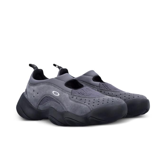 OAKLEY FLESH SLIP ON GRAY ORIGINAL