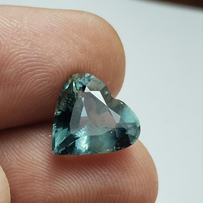 natural ceylon blue sapphire 4.9 cts no heat