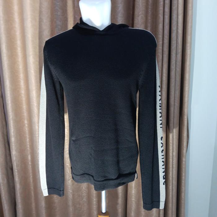 sweater Armani hoodie exchange ukuran M