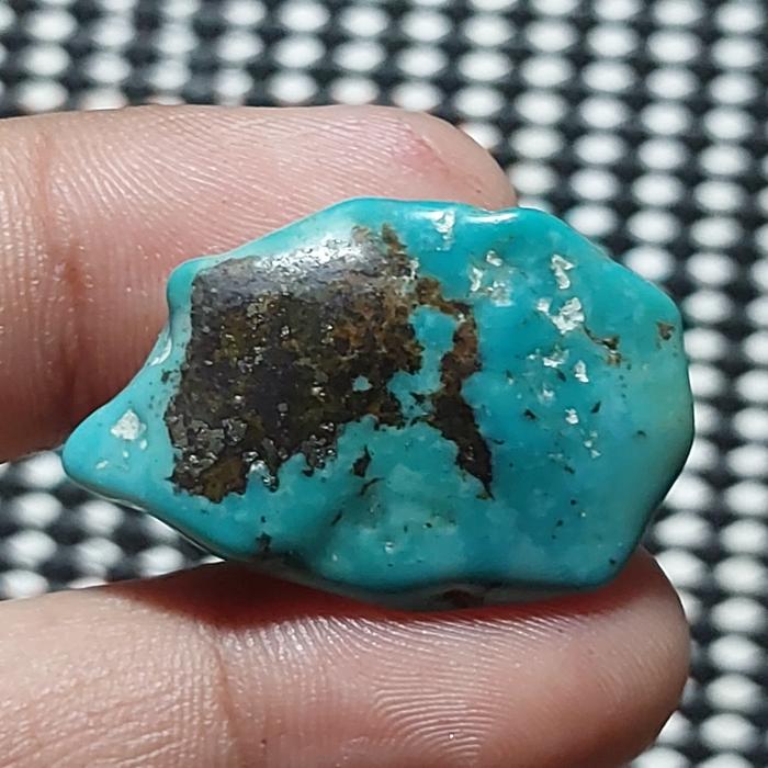 natural turquoise rough unpolished (NTE)