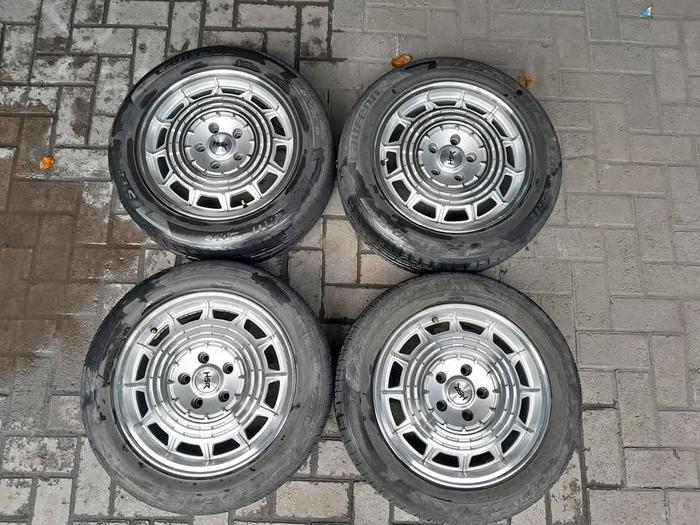 VELG BEKAS R16 5X114 HSR RTR RING16 LEBAR 7 LUBANG 5X114 + BAN 205 55 R16